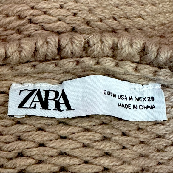 Zara Wool Blend Jacquard Knit Oversized Poncho Sweater Sz. Medium *BLOGGER FAVE* - Picture 10 of 11